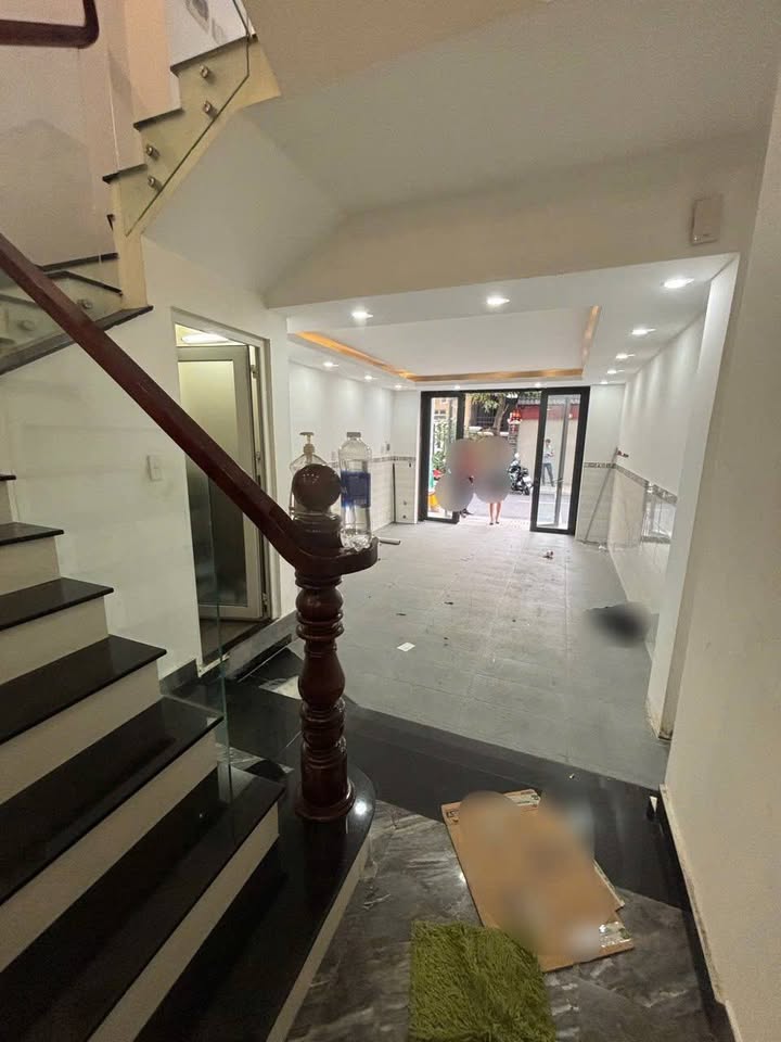 Nhà mặt tiền TT Nhà Bè 52m² nhỉnh 8 tỷ - Mặt tiền kinh doanh đắc địa!