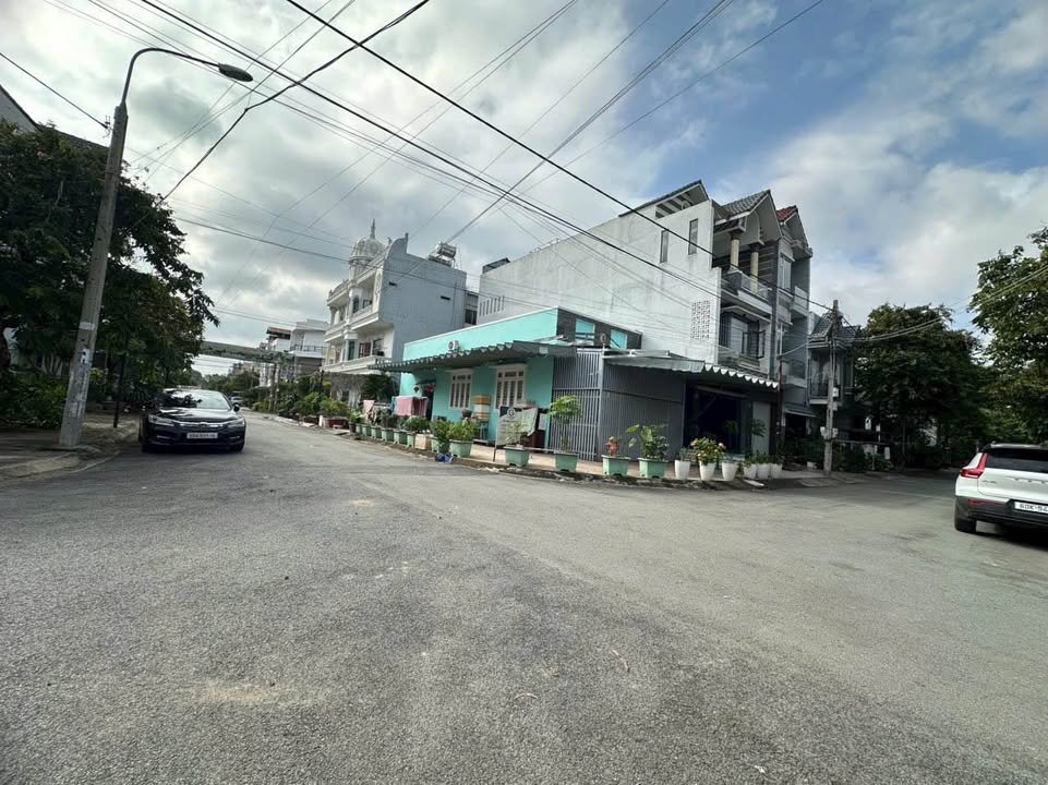 Đất Vàng Biên Hòa: 216m² Phường Bửu Long - Sổ Đỏ Thổ Cư, Giá 9 Tỷ