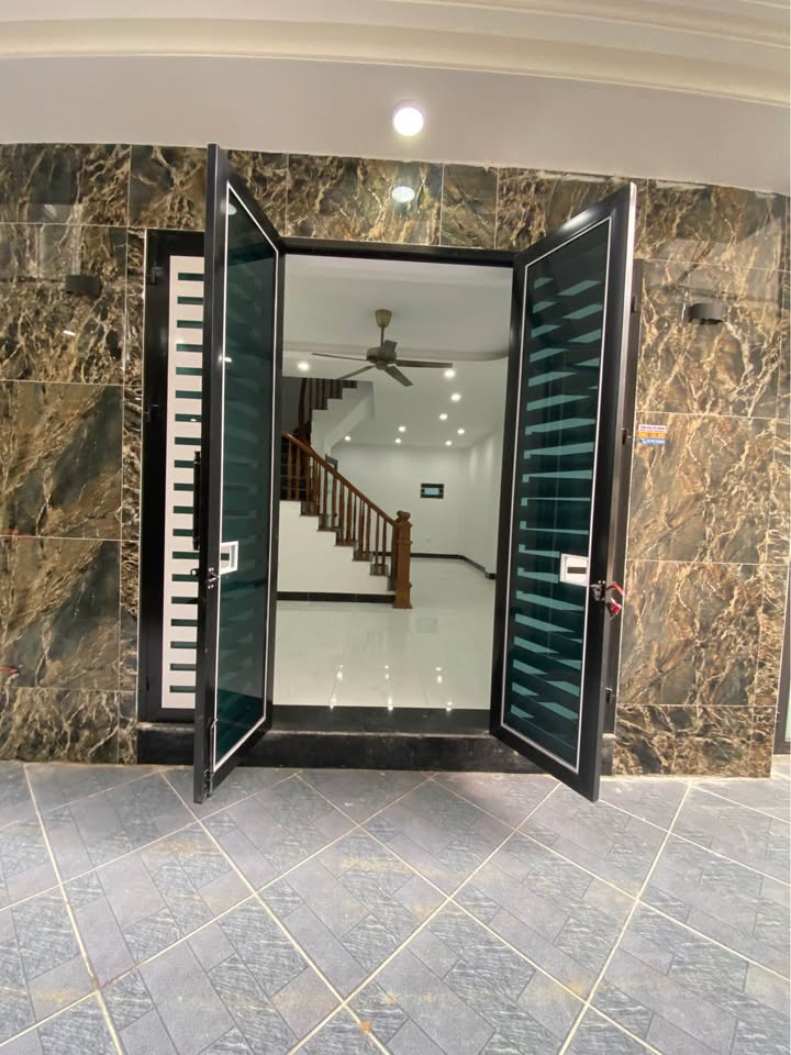 Nhà 3 Tầng 41.5m² Hà Đông - Giá 3.4 Tỷ, Gần Trường Học, Cạnh 419