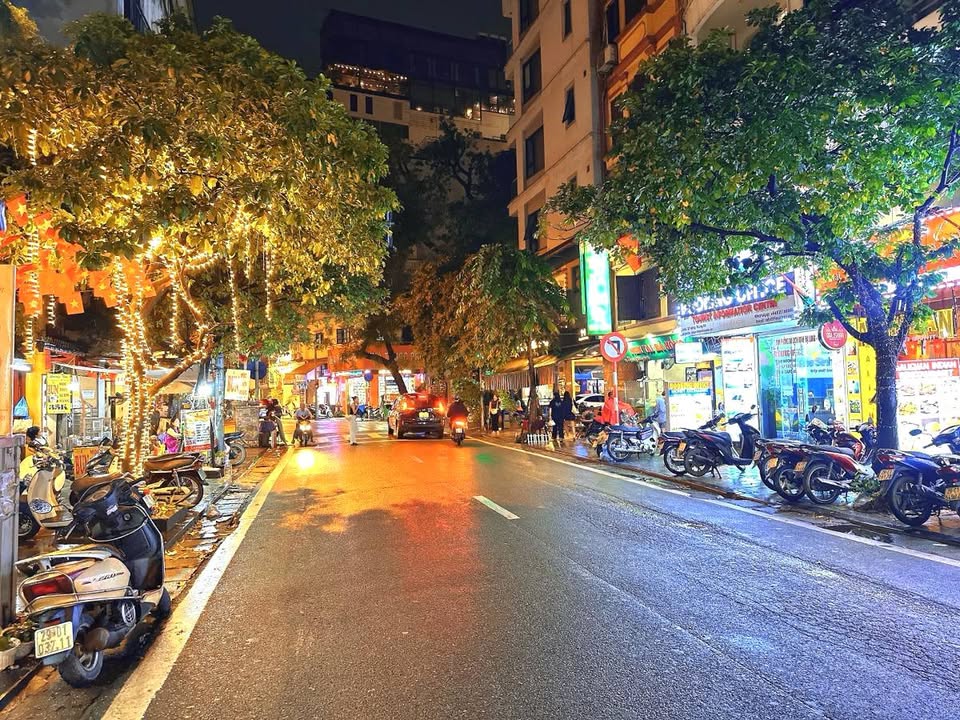 Nhà phố Hàng Thùng 57m² - Hoàn Kiếm - Vị trí đắc địa!