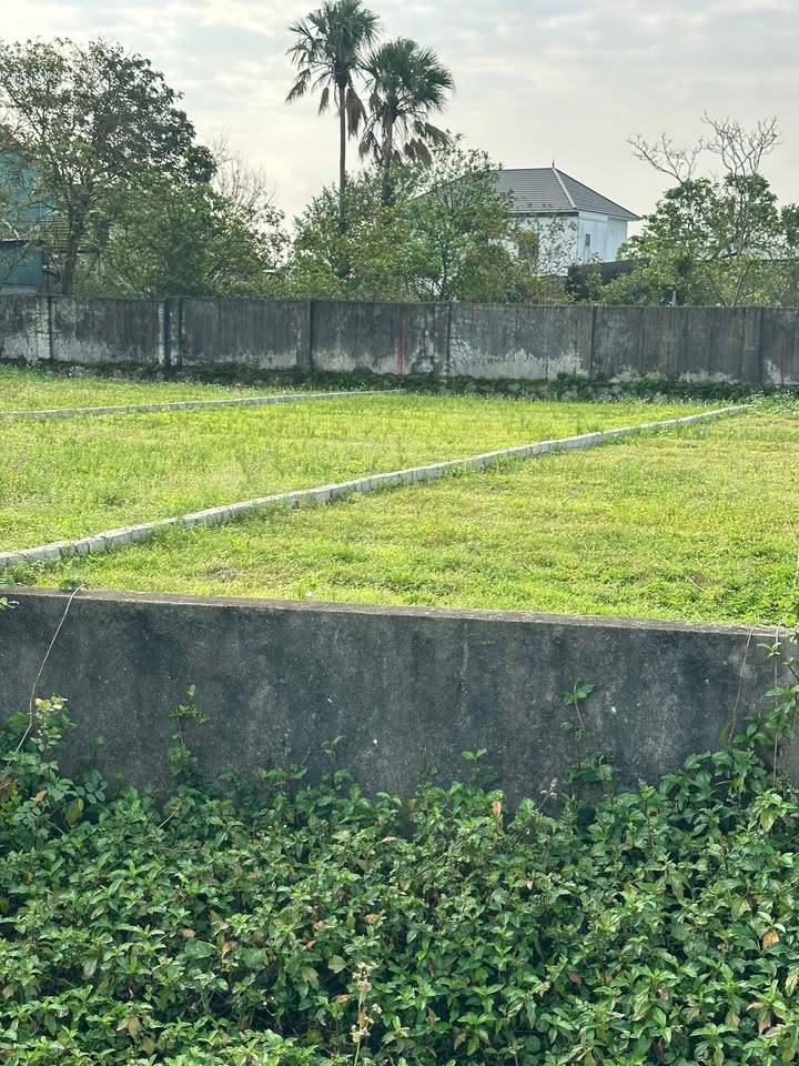 Đất nền Đỉnh Bàn TP Hà Tĩnh 232m² giá 700 triệu - Sổ đỏ chính chủ!