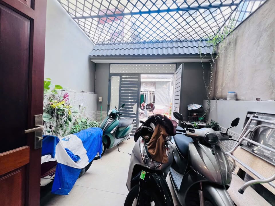 Bán nhà Man Thiện Quận 9 71m² 6.5 tỷ - Ô tô vào tận nhà!