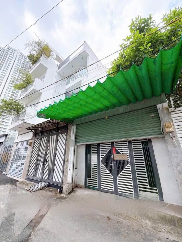 Nhà Hẻm Xe Hơi Quận 7 90m² - Ô Tô Vào Tận Nhà, Sổ Hồng Riêng!