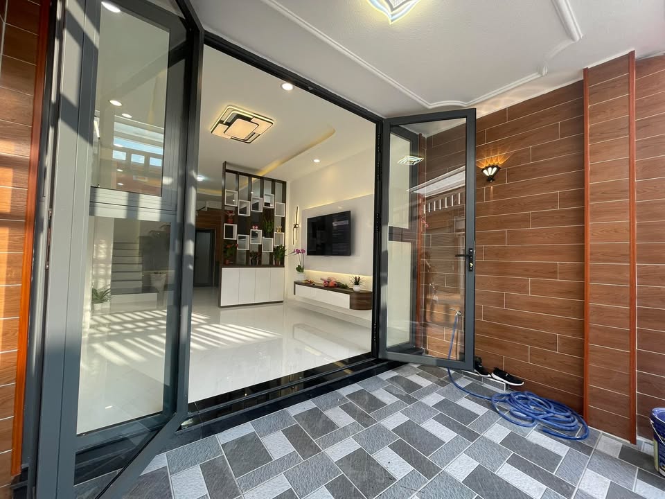 Nhà Riêng Đà Lạt 80m² Phường 4 - Ô Tô Vào Tận Nhà, Sẵn Sàng Ở Ngay!