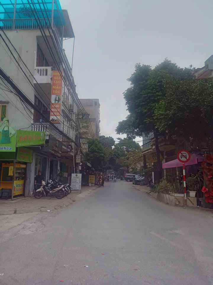 Nhà Mặt Phố Nguyễn Viết Xuân Hà Đông - Kinh Doanh Đỉnh Cao, View Hồ Đầm Khê