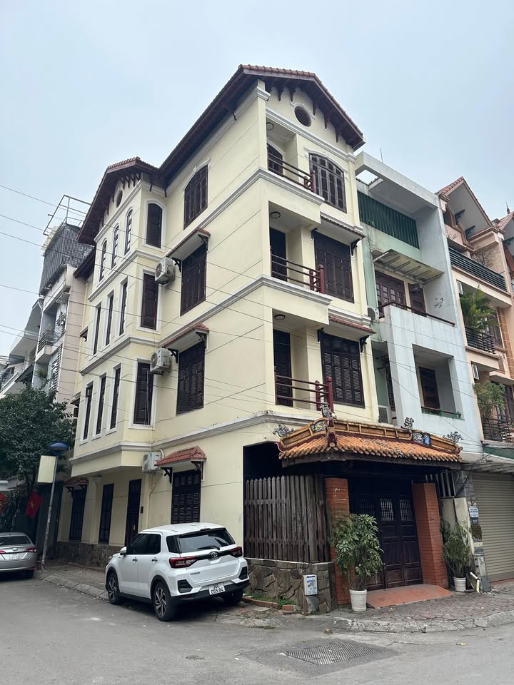 Cho thuê nhà KĐT Văn Quán, Hà Đông - 75m², 5 tầng, lô góc, sẵn nội thất