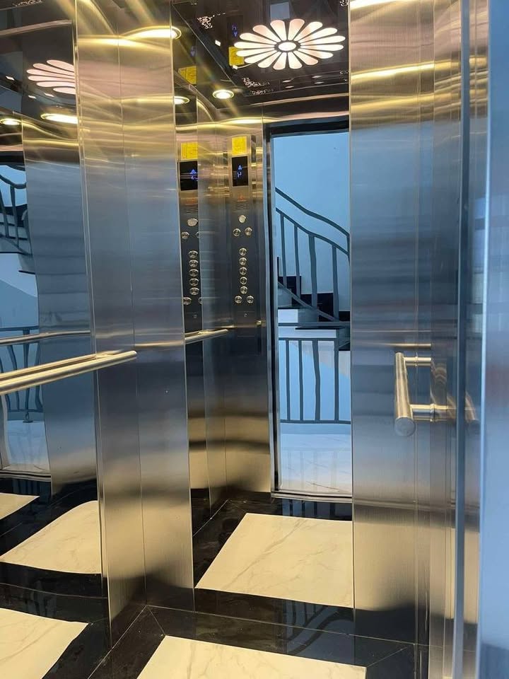 Nhà Mặt Tiền Tân Hóa, Quận 6 - 47m², 6 Tầng, Thang Máy - 10.5 Tỷ