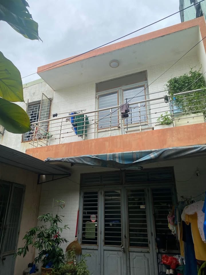 Nhà 2 Tầng 130m² MT Ông Ích Khiêm - Giá Tốt Kèm Dòng Tiền 6tr/tháng