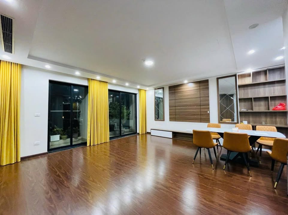 Cho thuê Căn hộ Golden Land 95m² 2PN - Giá 15 Triệu/Tháng
