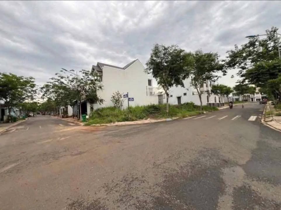 Đất nền Biên Hòa 240m² giá 4.5 tỷ - Đất thổ cư 100%