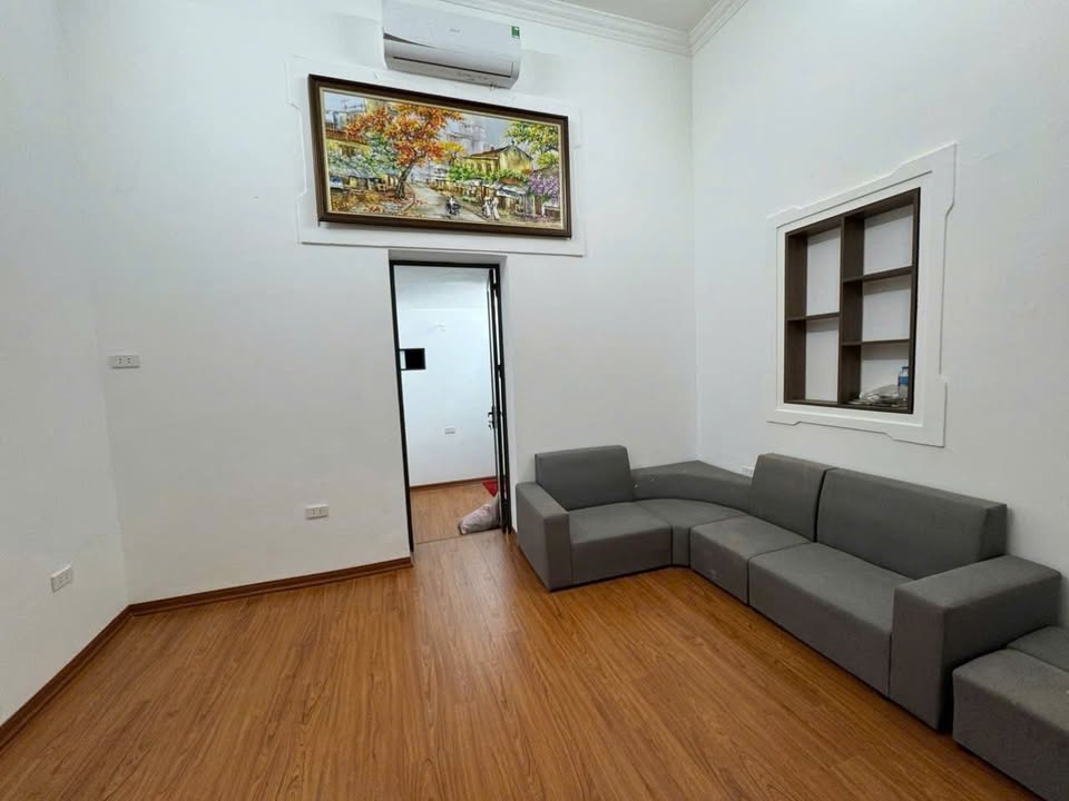 Chung cư Phùng Hưng 50m² full nội thất - 3 bước ra phố cổ 4.6 tỷ