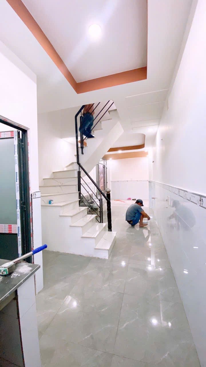 Bán Nhà 33m² Thạnh Lộc, Q12 - Giá 1.65 Tỷ, Gần Chợ Cầu Đồng