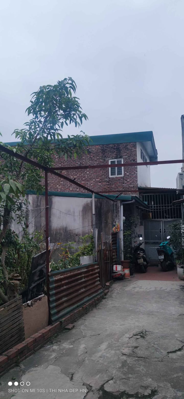 Nhà riêng Hữu Hưng Tây Mỗ 54m² chỉ 2.2 tỷ - Giá tốt hiếm có!