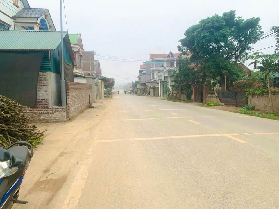 Đất nền Lập Thạch 180m² - Sổ đỏ chính chủ, vị trí đắc địa!