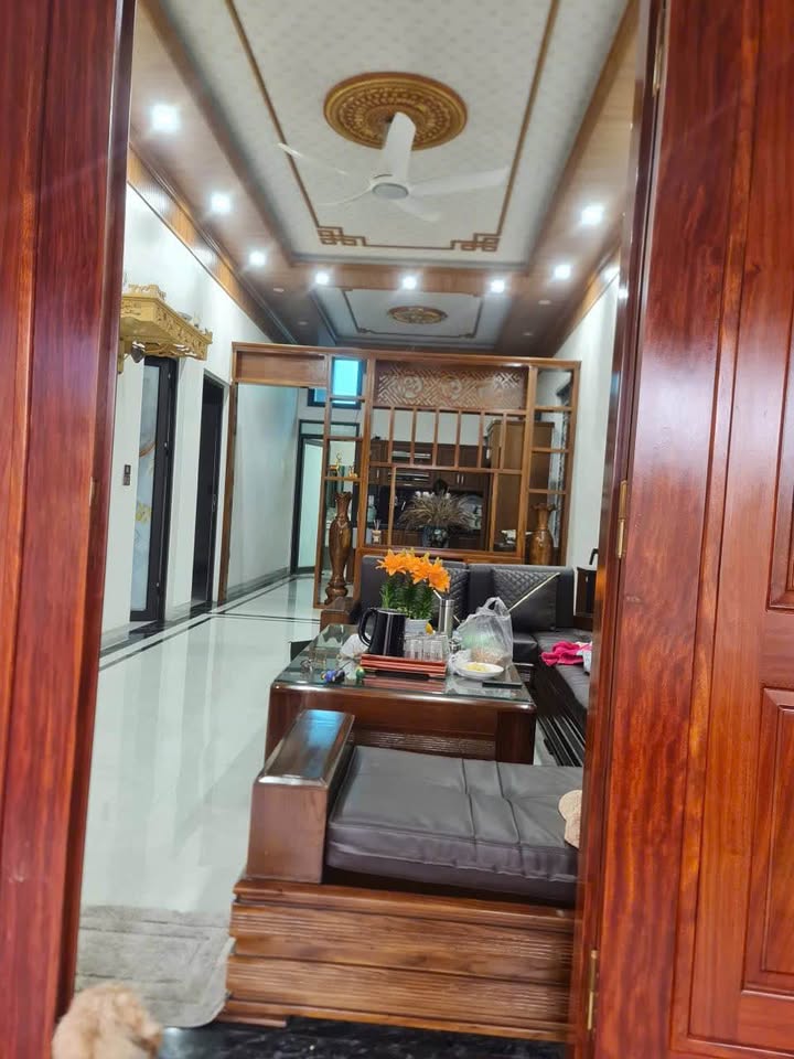 Nhà riêng Khu Đô thị Yên Sơn MJESTIC, Mỹ Hào - Ô tô vào tận nhà!