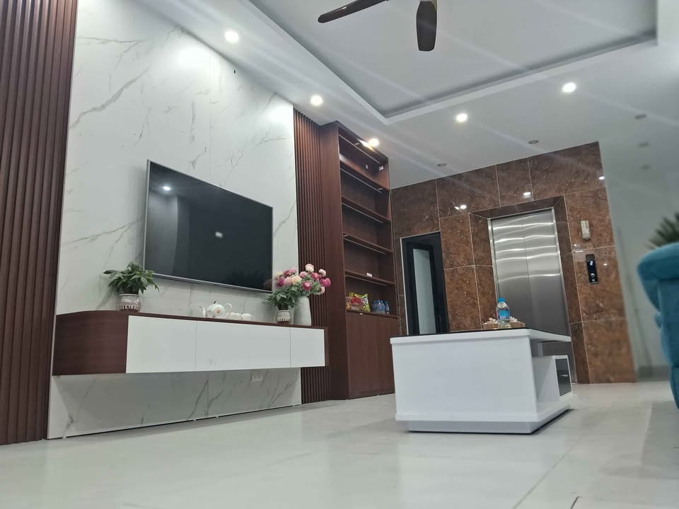 Nhà Lô Góc 50m² Kinh Doanh Chợ Tây Mỗ - 9 Tỷ, Sổ Hồng Sẵn Sàng