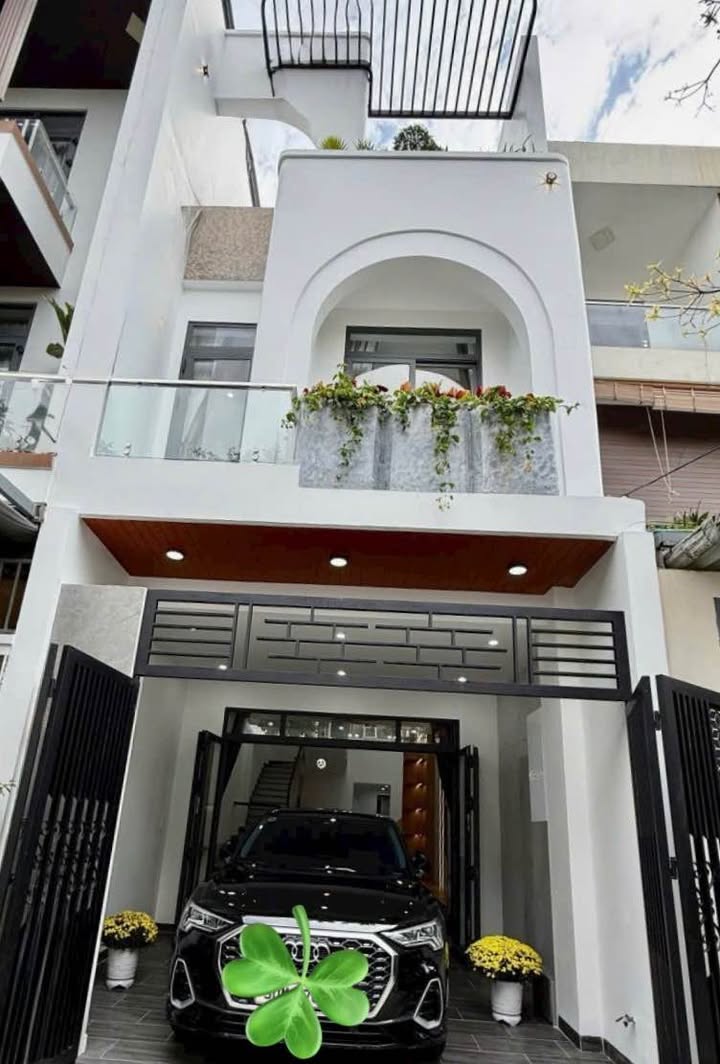 Nhà Riêng Hòa Cường Nam 80m² Full Nội Thất - Sẵn Sàng Đón Chủ Mới!