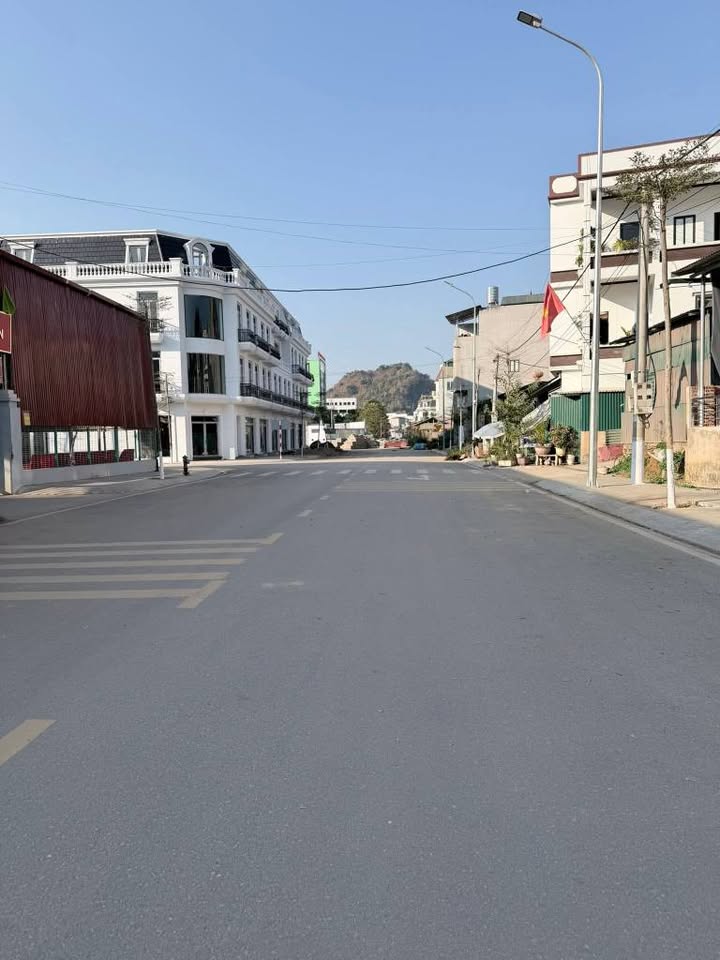 Bán Đất Kim Sơn, Sơn La 63m² - Sổ Đỏ Full Thổ Cư, Giá 1 Tỷ xxxtr