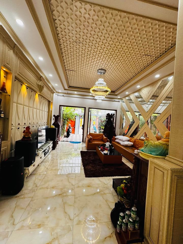 Nhà Mặt Tiền Hoàng Thế Thiện - Đảo 1 Hòa Xuân, Đà Nẵng - 120m² Sổ Hồng Sẵn Sàng