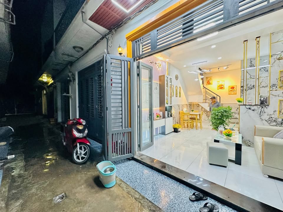 Nhà 32m² Giá 680 Triệu Gần Chợ Gò Đen, Bình Chánh - Sẵn Sàng Vào Ở