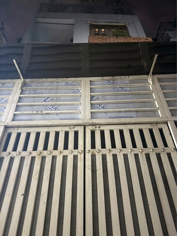 Nhà 4 Tầng Trung Tâm Quận 10 - 52m², 4PN, Sư Vạn Hạnh