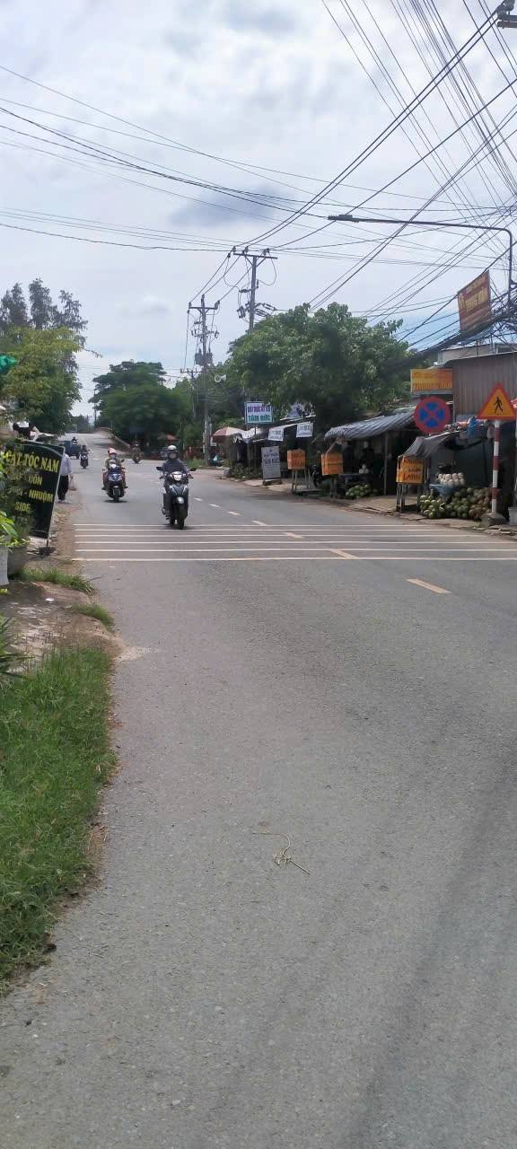 Bán Gấp Nhà Cấp 4 80m² Thổ Cư, Ngay Trung Tâm Bến Tre - 1.26 Tỷ