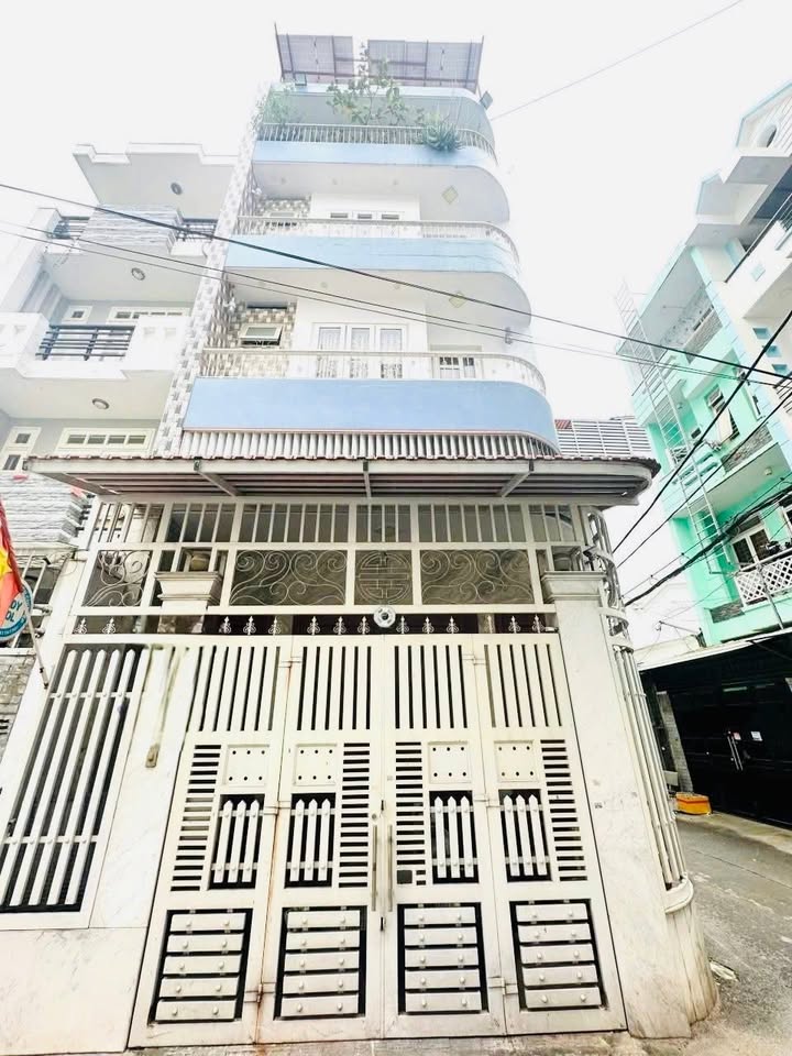 Nhà phố Quang Trung Gò Vấp 89.8m² 14.8 tỷ - Ô tô vào tận nhà!