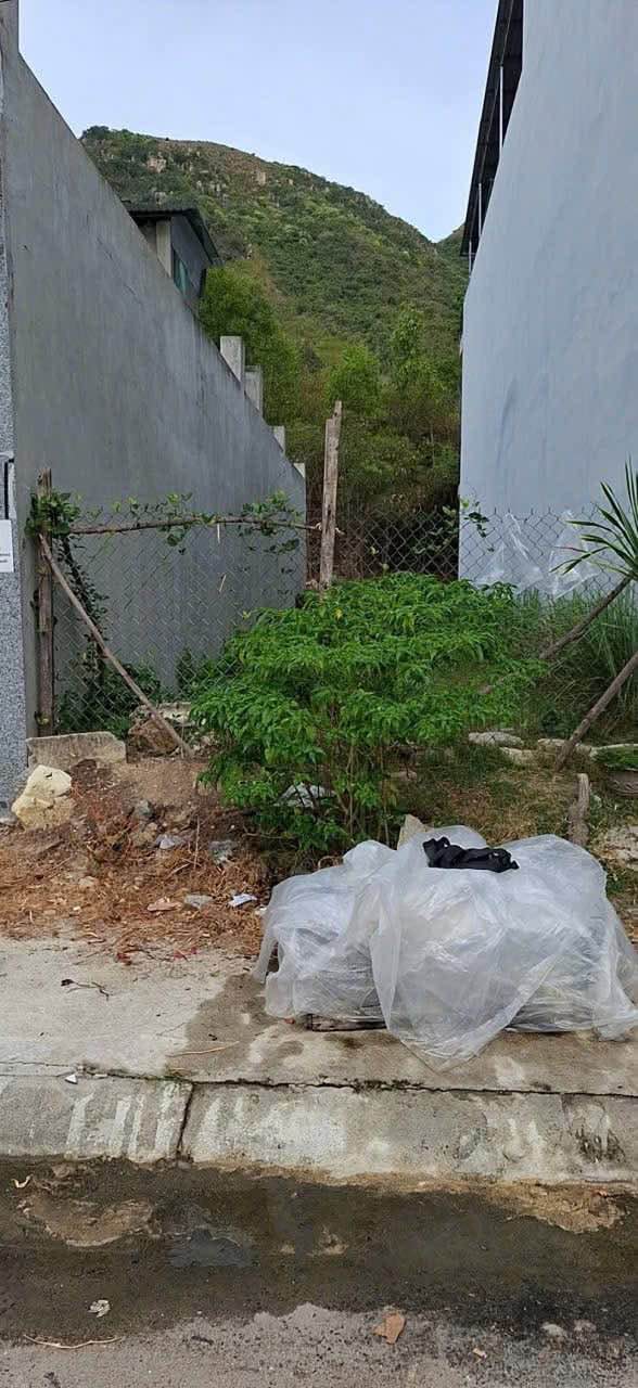 Bán Đất MT Ngô Văn Sở, Nha Trang 80m² - Sổ Hồng Riêng