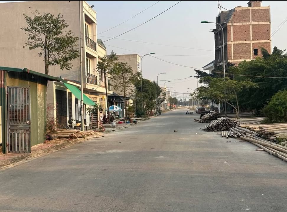 Đất nền Quảng Thành 75m² - Đối diện công viên, Sổ đỏ sẵn sàng