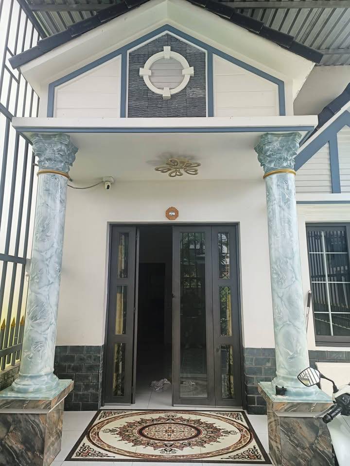 Nhà Hẻm 2PN Phú Tân - Bến Tre, Sân Ô Tô, Giá 5 Triệu/Tháng