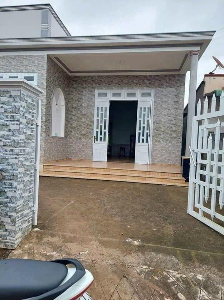 Nhà Sổ Đỏ 400m² Đức Trọng - Nở Hậu, Sân Vườn, Giá 1.9 Tỷ