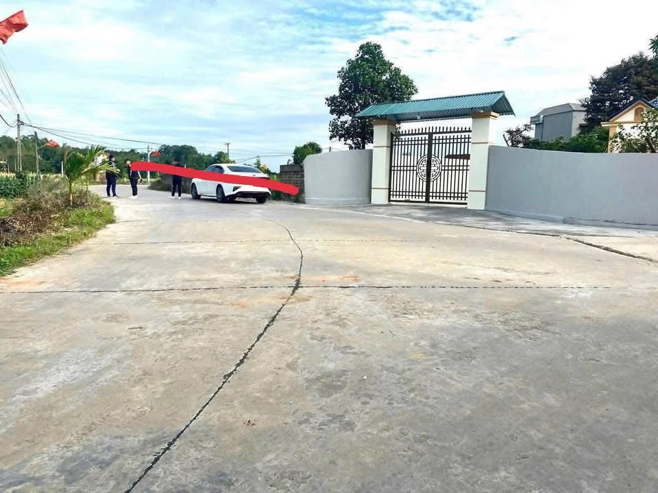 Đất nền Yên Dũng 150m² Đường to ô tô