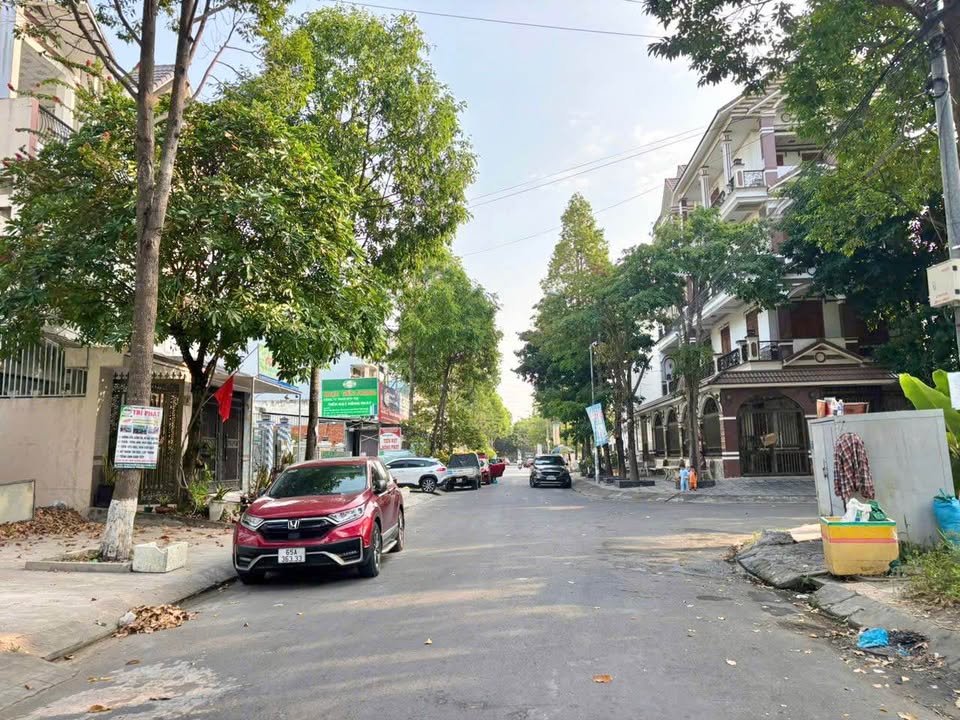 Đất Nền Góc KDC Hồng Phát Cần Thơ 256m² - Sổ Hồng Thổ Cư