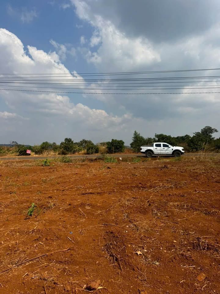 Đất nền Đắk Sin 10ha giá 16 tỷ - Sổ đỏ sẵn sàng, đầu tư sinh lời!