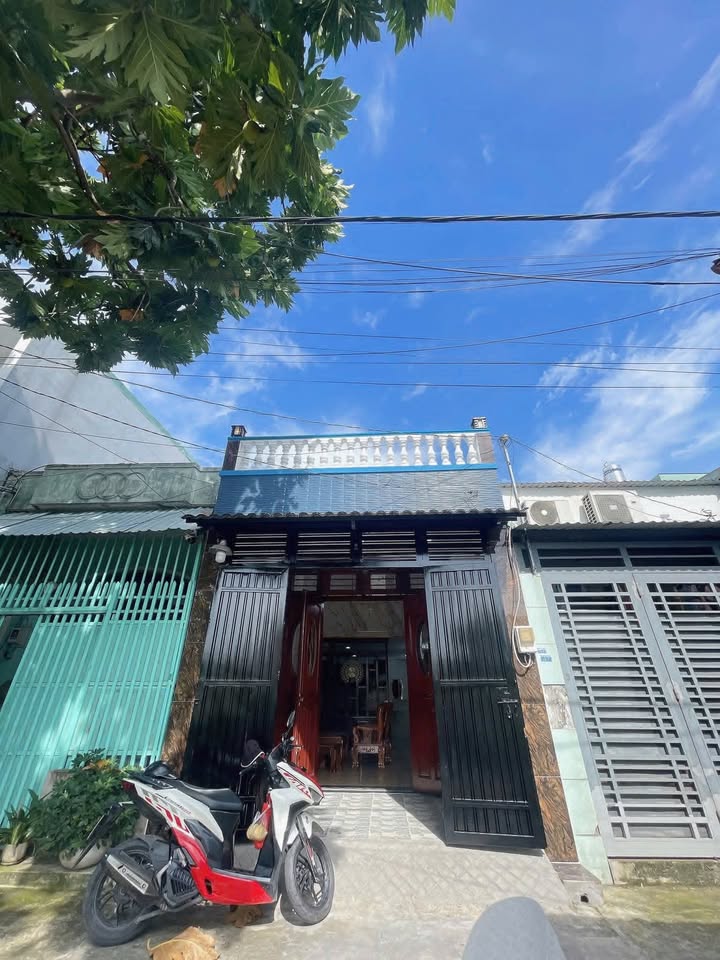 Nhà riêng Hóc Môn 52m² 2.45 tỷ - Ô tô vào tận nhà!