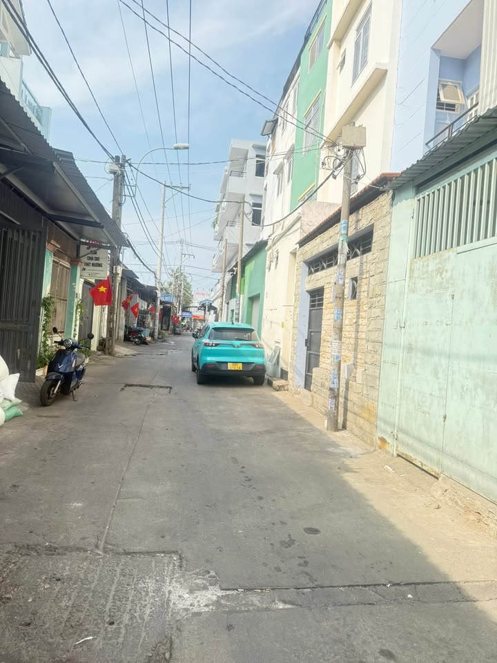 Nhà Nguyên Căn Cho Thuê Đường Phạm Hùng, Quận 8 - 80m², 3PN, Xe Hơi Tới Nhà