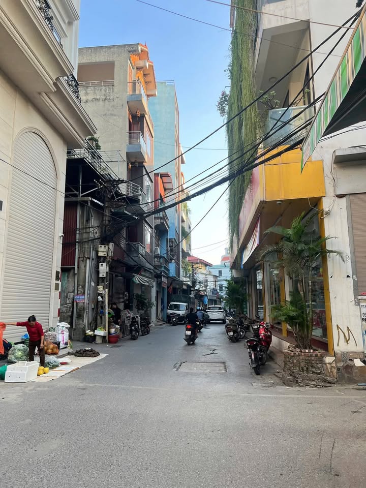 Đất nền Gia Lâm 60m² - Sổ đỏ chính chủ, tiềm năng tăng giá!