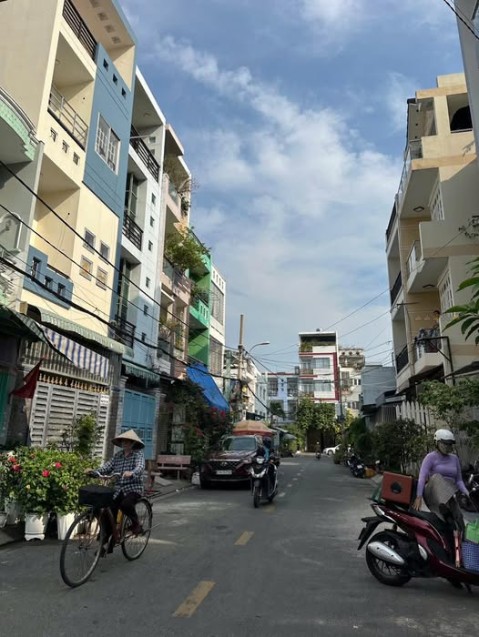 Nhà Phố Mặt Tiền Kinh Doanh Tân Phú, 56m², 8 Tỷ - Vị Trí Đắc Địa