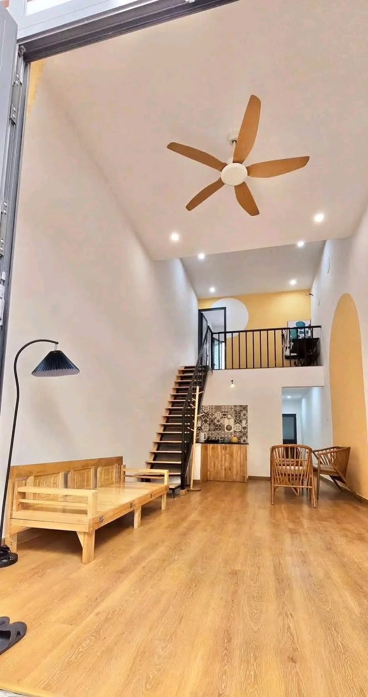 Nhà mặt tiền Quang Trung Quy Nhơn 40m² 2.85 tỷ - Vị trí đắc địa