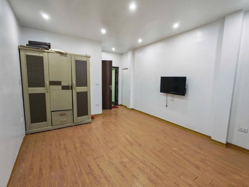 Bán nhà Ngọc Thụy Long Biên 30m² hơn 7 tỷ - Sẵn sàng ở ngay!