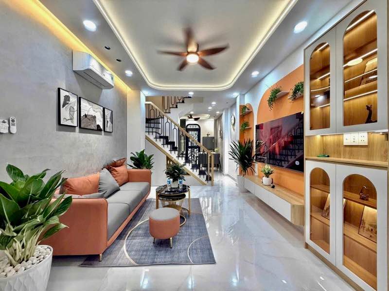 Nhà Huỳnh Văn Bánh Phú Nhuận 33m² Full Nội Thất - Giá 6.5 Tỷ!