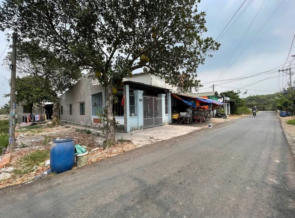 Nhà Phố Củ Chi Xã Phước Vĩnh An 400m² - Mặt tiền kinh doanh đa ngành!