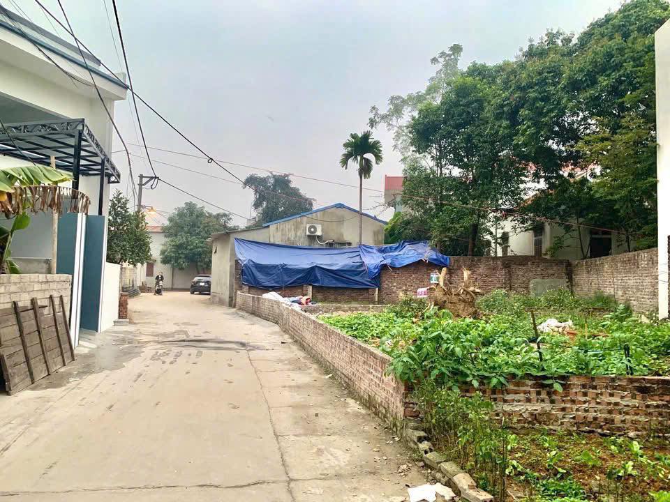 Bán đất Trung Sơn Trầm 70m² - Sổ đỏ chính chủ, ô tô tránh