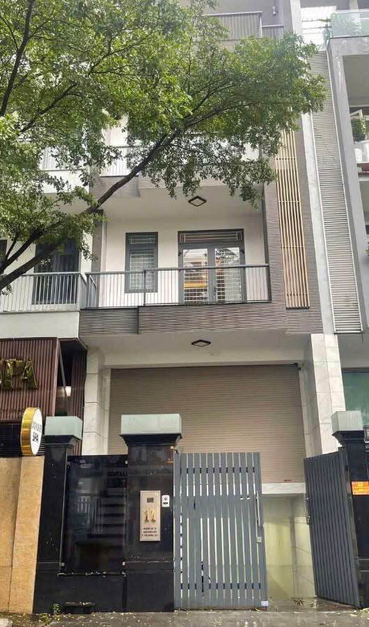 Nhà Mặt Tiền Kinh Doanh Quận 7 - 100m², 5 Tầng, Thang Máy, 31 Tỷ