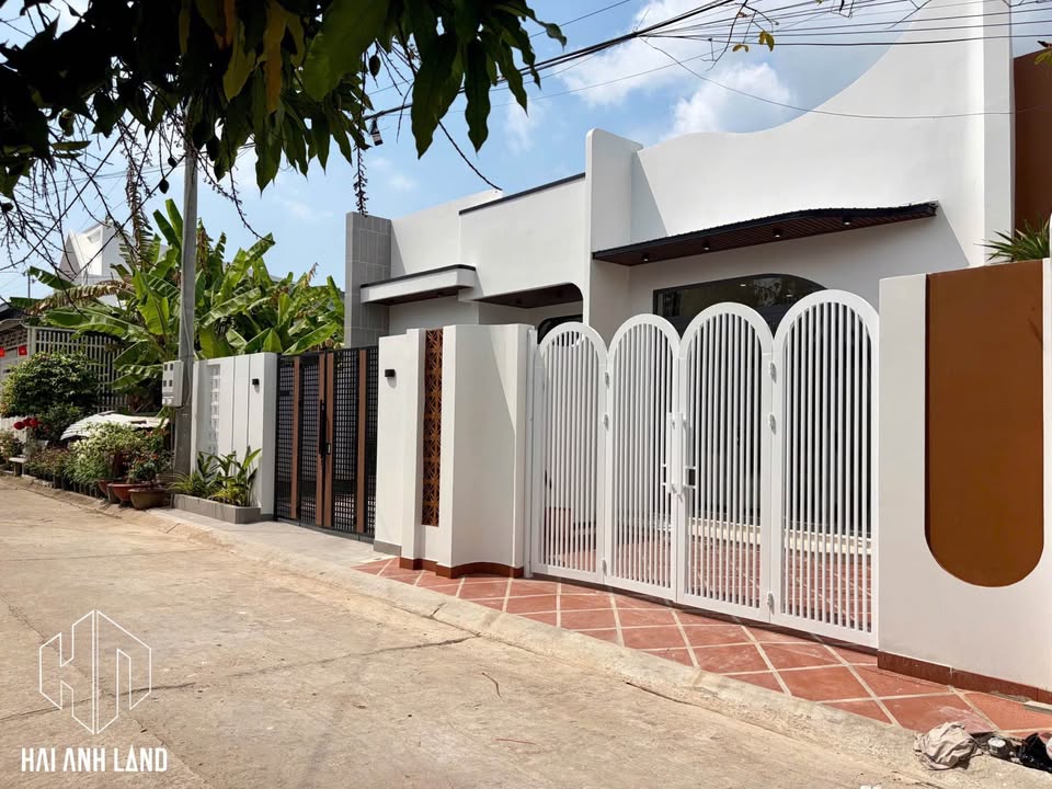 Bán nhà phố Rạch Giá 78m² giá 2.049 tỷ - Sẵn sàng ở ngay!