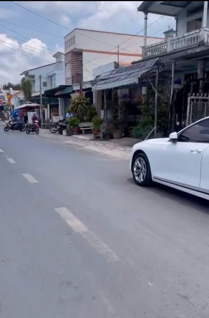 Nhà Mặt Tiền Bình Nhâm, Thuận An - 72m² Thổ Cư, Kinh Doanh Đỉnh Cao