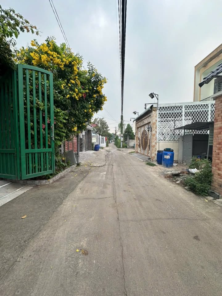 Nhà Mặt Tiền Bình Nhâm Thuận An 270m² 9.45 Tỷ - Vị Trí Kinh Doanh Đắc Địa