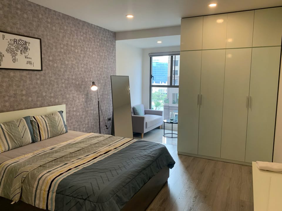 Studio Saigon Royal 35m² - View Bitexco, Full Nội Thất, Giá 14.5 Triệu
