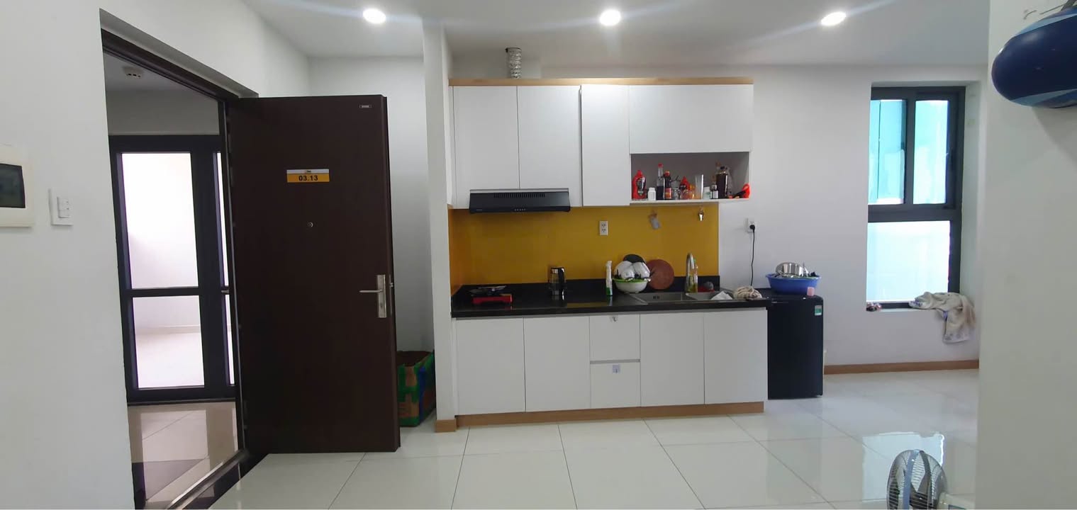 Thuê căn hộ Bcons Miền Đông 42m² 5.7tr - Căn góc view hồ bơi!