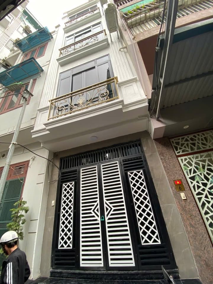 Nhà 60m² 5 Tầng Thang Máy Phú Đô - Gần SVĐ Mỹ Đình